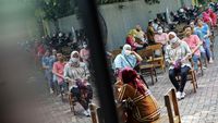 Zona Merah di Cilangkap Warga Divaksin Massal