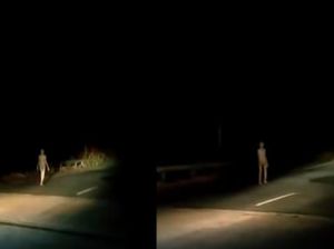 Video Viral Penampakan Mirip Alien Jalan-jalan Malam Hari