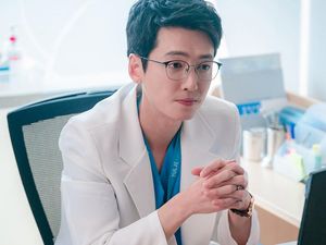 Jung Kyung Ho Ungkap Rencana Nikahi Sooyoung, Langgeng Pacaran 10 Tahun Jung Kyung Ho Ungkap Rencana Nikahi Sooyoung, Langgeng Pacaran 10 Tahun