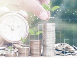 Menerawang Prospek Investasi 2022, dari Saham hingga Bitcoin