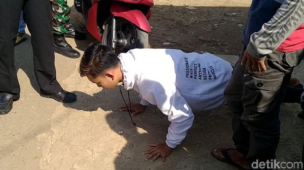 Kena Razia Masker, Warga di Pemalang Dihukum Baca Al Fatihah-Push Up