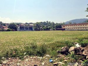 Babak Baru Sengketa Lapangan Bola yang Menyeret Pemkab Sukabumi Babak Baru Sengketa Lapangan Bola yang Menyeret Pemkab Sukabumi