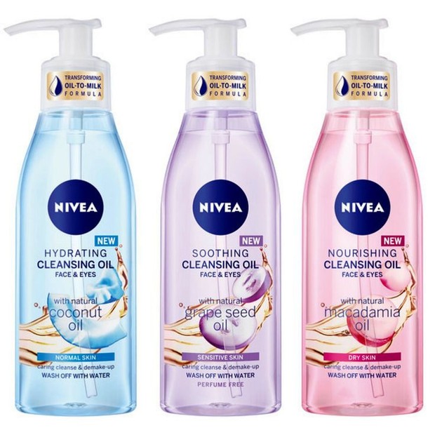 Nivea Soothing Cleansing Oil (sumber : lazada.co.id/ciaracornerlampung)