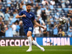 Ibrahimovic Akan Sambut Giroud di Milan