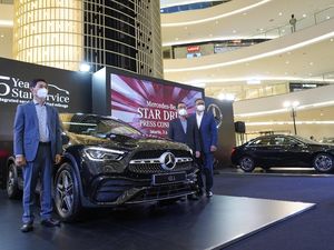 Mercedes-Benz Rilis Dua Mobil Murah Baru Rakitan Indonesia