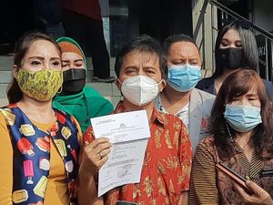 Roy Suryo Tak Surut Meski Eko Kunthadi Ngaku Hanya Canda Roy Suryo Tak Surut Meski Eko Kunthadi Ngaku Hanya Canda
