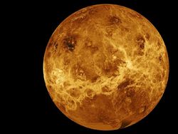 Kenapa Venus Menelan Bulan Berbatu Miliknya? Ini Penyebabnya
