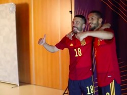 Cekrek! Kayak Gini Momen Sesi Foto Skuad Timnas Spanyol