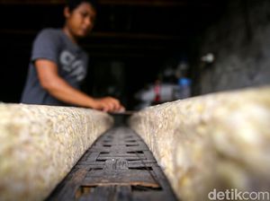 Curhat Perajin Tahu-Tempe: Harga Kedelai Naik 5 Kali dalam Seminggu Curhat Perajin Tahu-Tempe: Harga Kedelai Naik 5 Kali dalam Seminggu