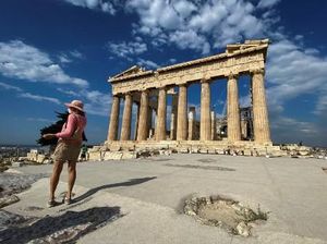 Bangunan Bersejarah Acropolis Kini Ramah Difabel Lho