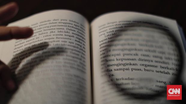 buku serat centhini agus wahyudi Buku Serat Centhini karangan Agus Wahyudi, Jakarta, 5 Juni 2021. (CNN Indonesia/ Adhi Wicaksono)