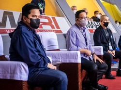 Erick Thohir dan Anies Baswedan Nonton Final IBL, Begini Momennya