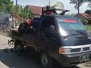 Ajakan Iba Kades di Kudus Keliling Imbau Warga Taat Prokes