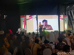 Ogah Bahas Pemilu 2024, Ketum Golkar: Fokus Tangani Pandemi