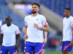 Apa Iya Kontrak Baru Giroud Akal-akalan Chelsea untuk Dapat Duit?