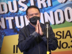 Wakili Jokowi, Menpora Takziah ke Rumah Duka Markis Kido