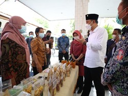 100 Hari Pimpin Kota Surabaya, Ini Gebrakan & Inovasi Eri-Armuji