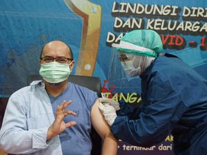 Karyawan Daihatsu Dapat Vaksin Gotong Royong