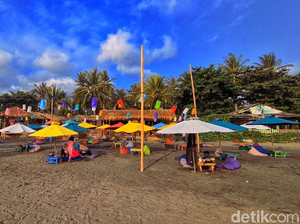 Wisata Sukabumi Dibatasi, Nekat Diputar Balik Wisata Sukabumi Dibatasi, Nekat Diputar Balik
