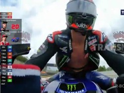 Penjelasan Kepala Kru Quartararo Soal Detik-detik Baju Balap Terbuka