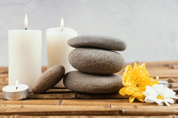 Lilin aroma terapi untuk mengatasi insomnia.