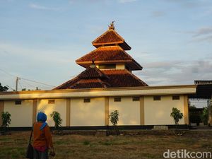 Jadwal Buka Puasa Hari Ini Semarang dan Sekitarnya 13 April 2022 Jadwal Buka Puasa Hari Ini Semarang dan Sekitarnya 13 April 2022