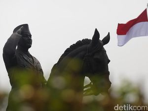 Diplomasi Patung Mas Bowo