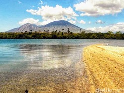 Pantai Sejile, Pantai Pasir Putih Tersembunyi di Situbondo