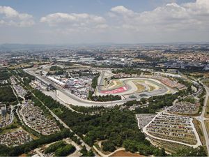Digadang-gadang Jadi Pengganti MotoGP Valencia, Barcelona Juga Kebanjiran Digadang-gadang Jadi Pengganti MotoGP Valencia, Barcelona Juga Kebanjiran