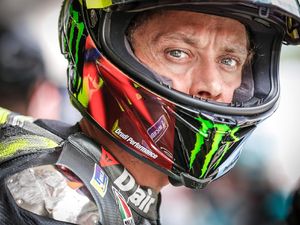 Cerita Rossi Sudah Cepat tapi Kejebak Macet di MotoGP Jerman Cerita Rossi Sudah Cepat tapi Kejebak Macet di MotoGP Jerman
