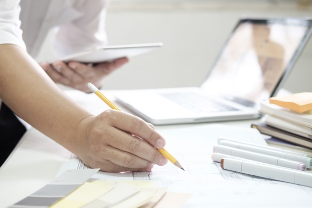 Work hard/ sumber: freepik.com Work hard