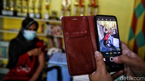 Antusias Warga Koja Ikut Vaksinasi COVID-19