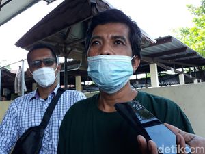 Ayah Korban Takjil Sianida Tulis Surat untuk Pelaku, Isinya Memilukan Ayah Korban Takjil Sianida Tulis Surat untuk Pelaku, Isinya Memilukan