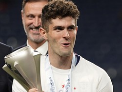 Mancing Mania ala Pulisic: Jatuh dari Perahu, Diprotes Aktivis Maritim