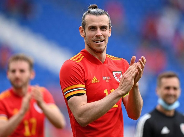 CARDIFF, WALES - JUNE 05: Gareth Bale of Wales applauds fans following the International Friendly match between Wales and Albania at Cardiff City Stadium on June 05, 2021 in Cardiff, Wales. (Photo by Justin Setterfield/Getty Images)