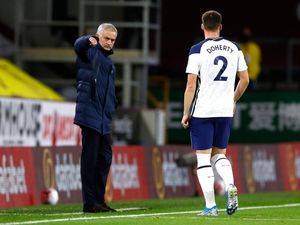 Mourinho Dipecat Gara-gara Salah Pemain Tottenham