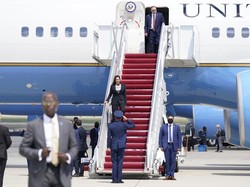 Ada Gangguan Teknis, Pesawat Wapres AS Harus Mendarat Darurat