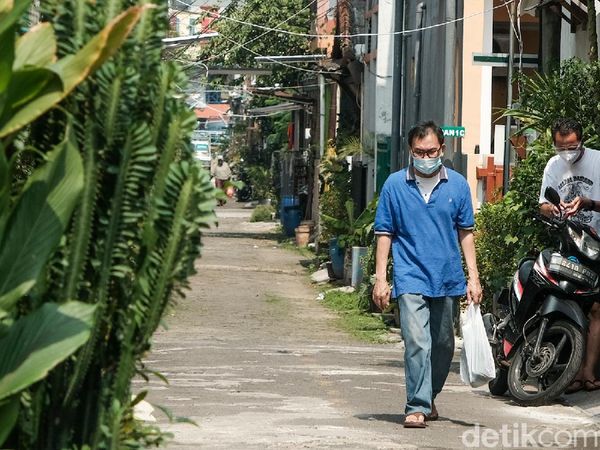 Giliran 4 RT di Kelapa Dua Tangerang Dilockdown