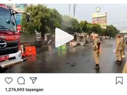 Viral Pembubaran Lapak PKL di Purwokerto Disemprot Disinfektan