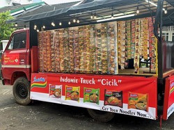 Unik! di Palembang Ada Warmindo dengan Konsep Food Truck Self Service