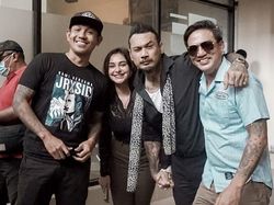 Potret Jerinx Bebas dari Lapas Kerobokan