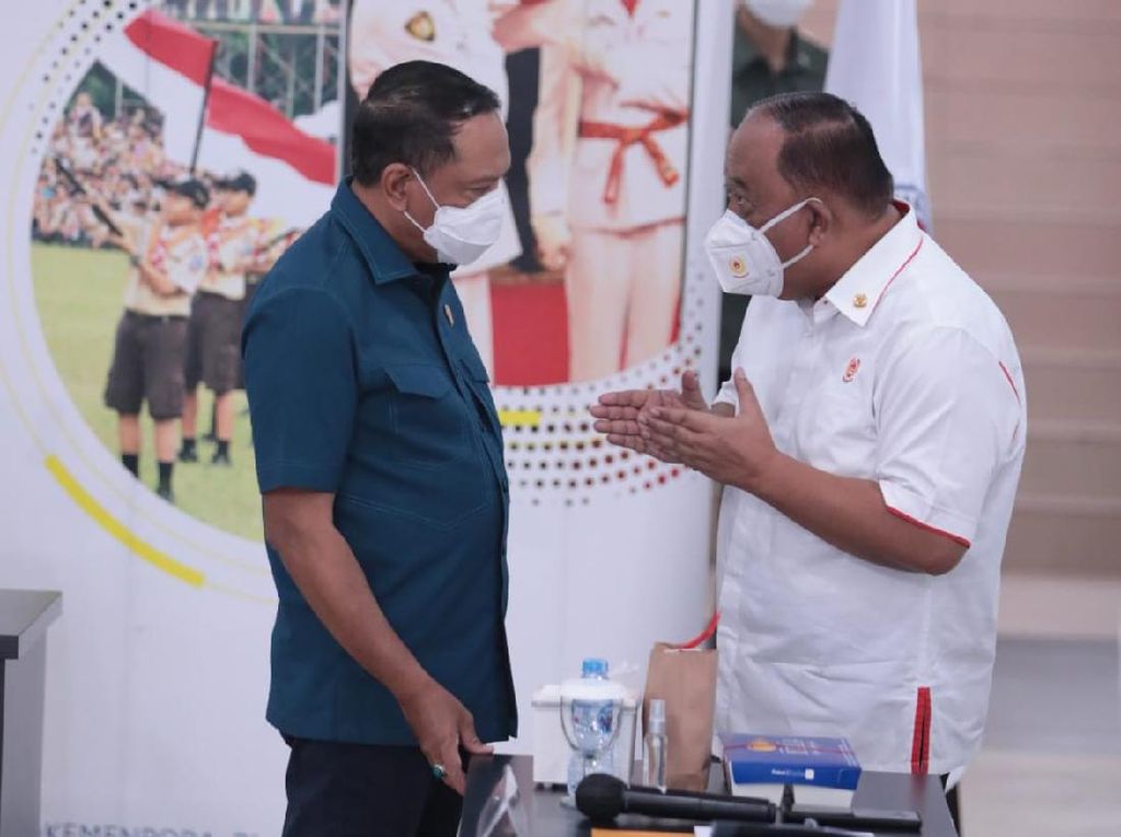 Menpora Rakor Bareng KONI Matangkan Persiapan PON XX Menpora Rakor Bareng KONI Matangkan Persiapan PON XX