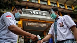 Melihat Simulasi Belajar Tatap Muka di SMAN 15 Jakarta