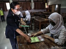 PPKM Level 2 Mulai Berlaku di Jakarta, Begini Aturan PTM Terbatasnya