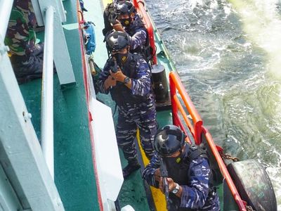 Menengok Latihan Para Prajurit Lantamal III