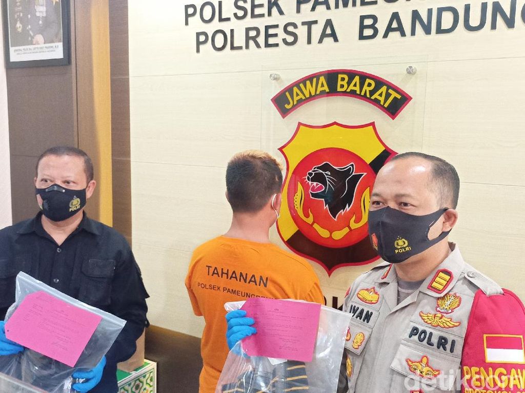 Ribut Gegara Klakson, Pemotor Mabuk Tinju Sopir di Bandung Ribut Gegara Klakson, Pemotor Mabuk Tinju Sopir di Bandung