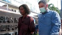 Penampakan Pria Bergolok yang Ngamuk di Mapolresta Yogyakarta