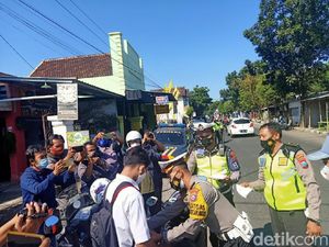 100 Pelajar Serang SMK di Kota Probolinggo, Polisi Cegah Serangan Balasan 100 Pelajar Serang SMK di Kota Probolinggo, Polisi Cegah Serangan Balasan