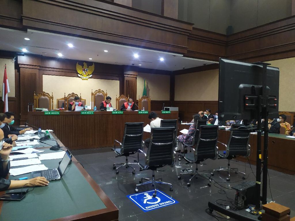 Jaksa Ungkap Sespri Edhy Prabowo Kirim Rp 1 M Pakai Rekening Orang Lain