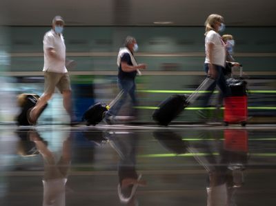 Spanyol Buka Pintu Lagi Buat Turis Dunia